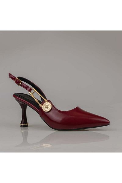 Trend Adımlar Burgundy Women's Patent Leather Belted Classic Shoes