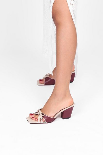 Extra Shoes İstanbul Women's Burgundy Skin Beige Bow Detailed Heeled Slippers