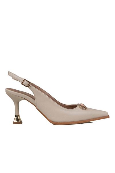Trend Adımlar Cream Leather Front Stone Embroidered Pointed Classic Shoes