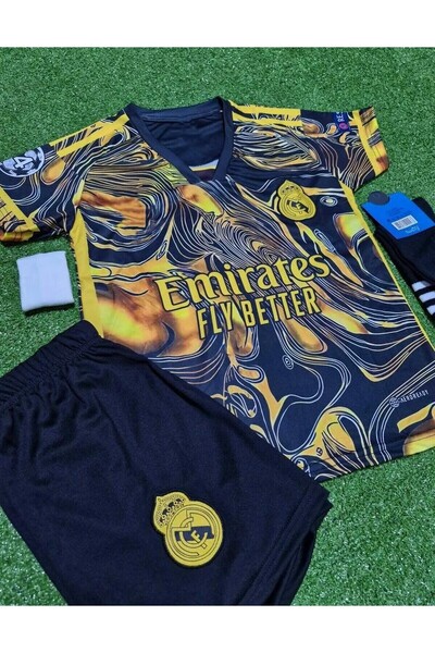 DAYIBALI DÜKKAN R.e.a.l M.a.d.r.i.d. sezóna 2024/25 - dětská souprava dresu Cristiano Ronaldo Concept, 3 kusy (ČERNÁ-ŽLUTÁ)