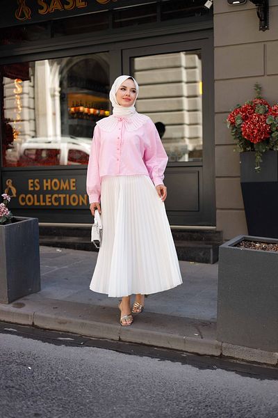 BUTİK SEPETİN Linen Lace Crop Shirt