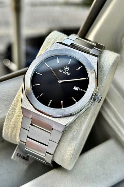 Homies Men's Wristwatch Limited Edition Complete Stainless Steel Calendar Gift Box Bracelet Gift
