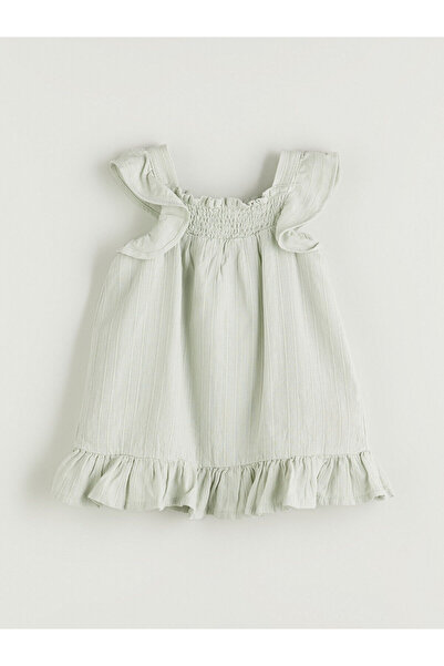 LC Waikiki Nevavm Square Collar Baby Girl Muslin Dress with a Difference