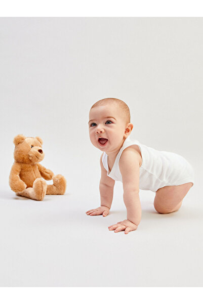 LC Waikiki Ecru Crew Neck Basic Baby Boy Snap Bodysuit