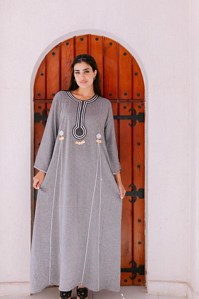 AFandina جلابية كتان بأناقة طبيعية ولمسة عصرية