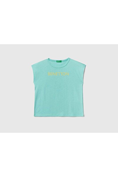 United Colors of Benetton تي شيرت أطفال مطبوع عليه شعار لامع