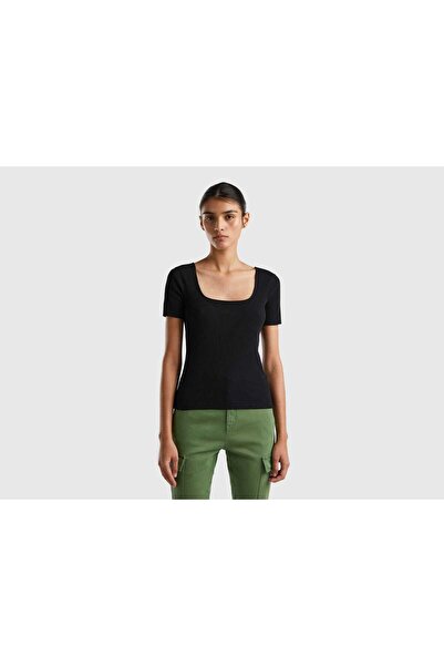 United Colors of Benetton تي شيرت نسائي مضلع برقبة واسعة