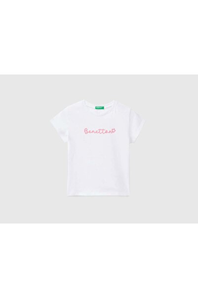 United Colors of Benetton تي شيرت من القطن العضوي بشعار الأطفال للأطفال