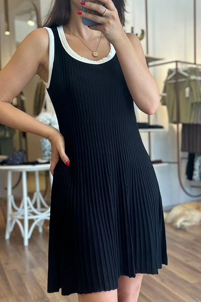 Unique Boutique Black Standard Size Thick Strap Ribbed Knitwear Dress