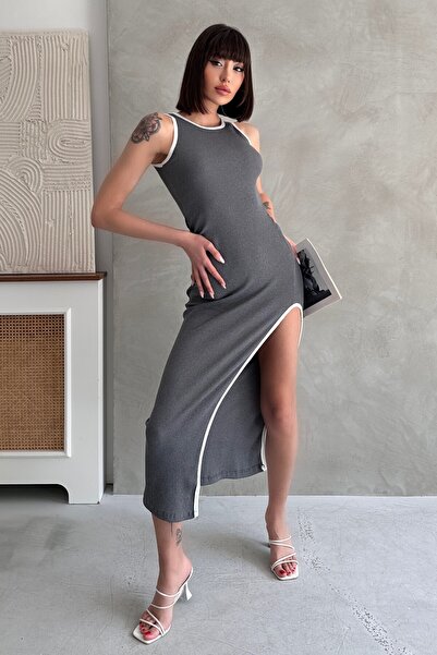 New Now Zıt Biye Detaylı Yırtmaçlı Uzun Elbise Slim Fit Esnek Kumaş