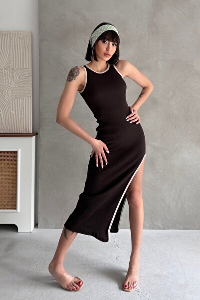 New Now Zıt Biye Detaylı Yırtmaçlı Uzun Elbise Slim Fit Esnek Kumaş