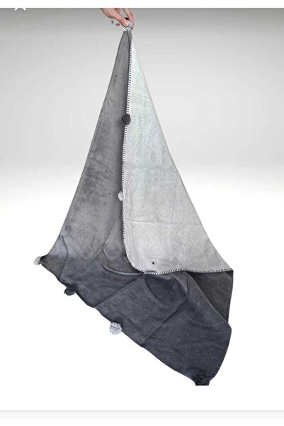 Özdilek Baby Blanket with Gray Pompom