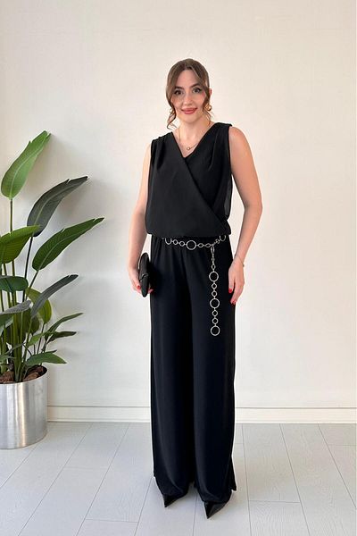 MaziButik Chain Belted Jumpsuit Black