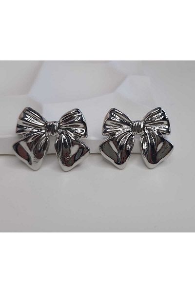 Ivory Pearl Fionk Design Earrings