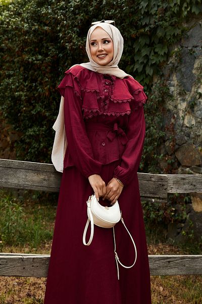 EBRUTESETTÜR Front Allerli Guipure Detailed Skirt Suit