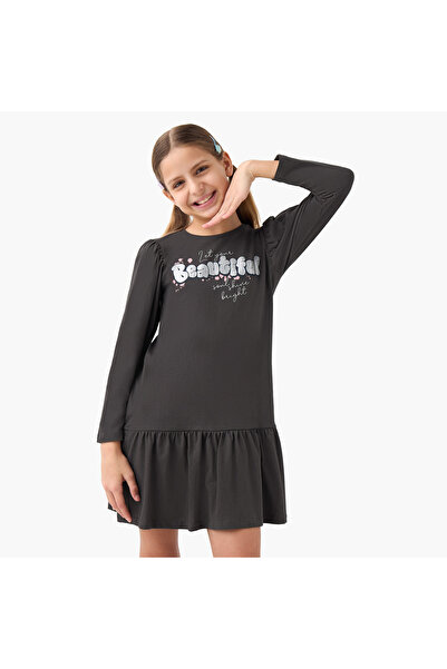 Juniors Slogan Print Drop Waist Dress with Round Neck and Long Sleeves