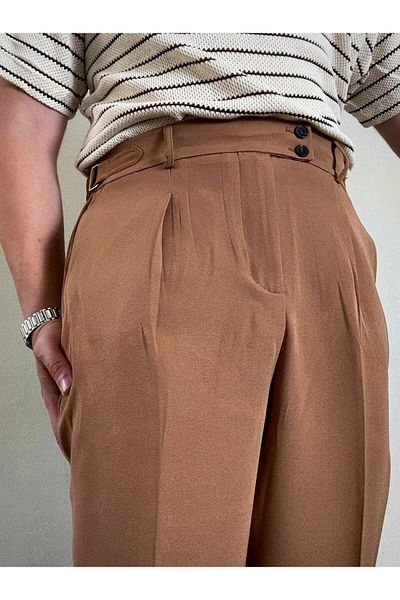 Arvens Men's Brown High Waist Pleated Fabric Baggy Trousers Modern Buttoned Stylish Side Belt