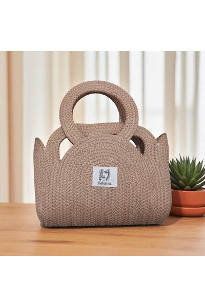 Caterina Collection حقيبة سوبرا متوسطة باللون البيج