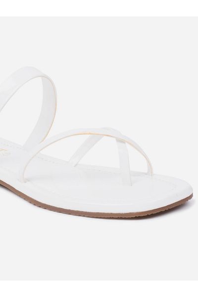GNIST By Styli Cross Toe Strappy Flat Sandals