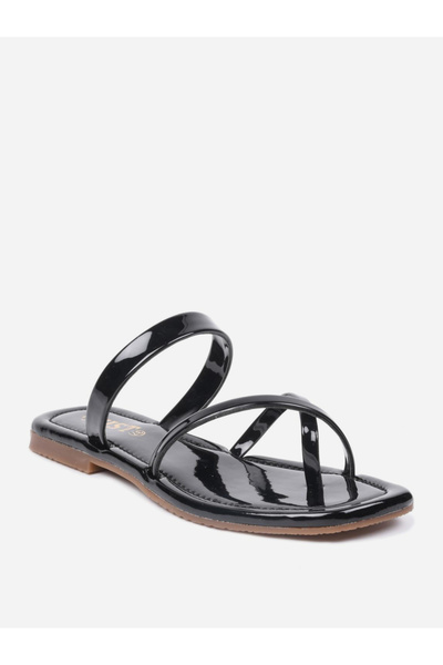 GNIST By Styli Plain Cross Toe Strappy Flat Sandals