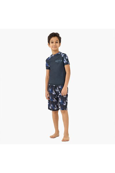 Juniors طقم ملابس سباحة وشورت سباحة مطبوع