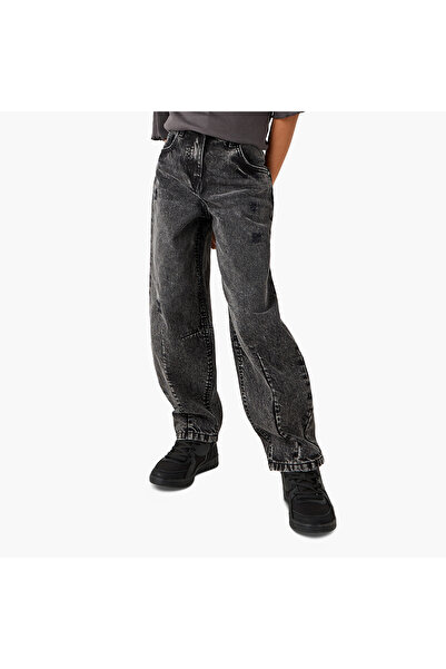 Juniors Girls' Jeans with Button Closure