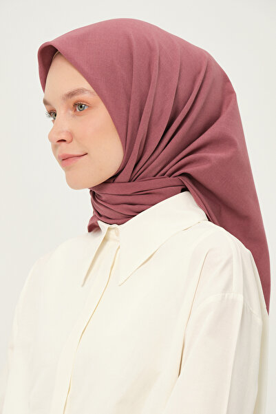 Madame Polo Poly Coton Kare Eşarp Koyu Gül Kurusu Pamuklu Nefes Alan Kumaş