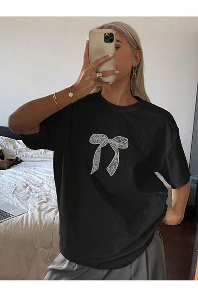Pink Sky Unisex βαμβακερό μαύρο oversize "Δώρο" με στάμπα με λαιμόκοψη άνετο καθημερινό μπλουζάκι