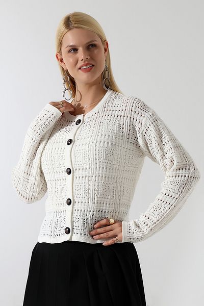 Devinka Women's Buttoned Box Patterned Knitwear Cardigan