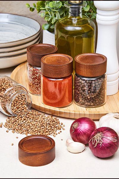 Yazz Atelier Set of 6 Acacia Spice Rack