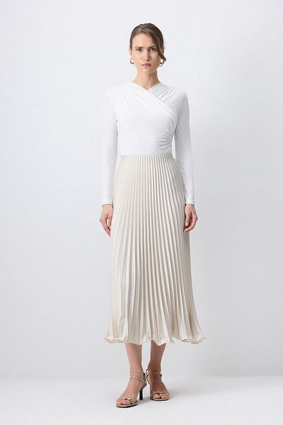 Touché Privé Pilified Skirt with Skirt End Details