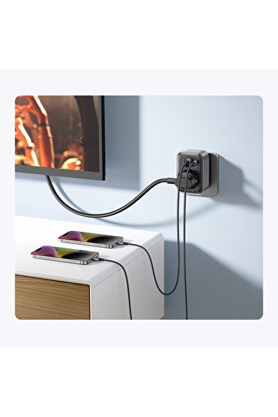 Ugreen Adaptor încărcător de perete 2 în 1, priză UE AC 13A, 2x USB, USB-C 30W, negru