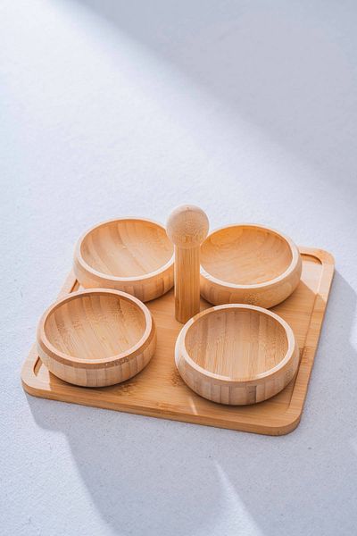 ACAR Set of 4 Presentation Bowls with Bamboo Stand