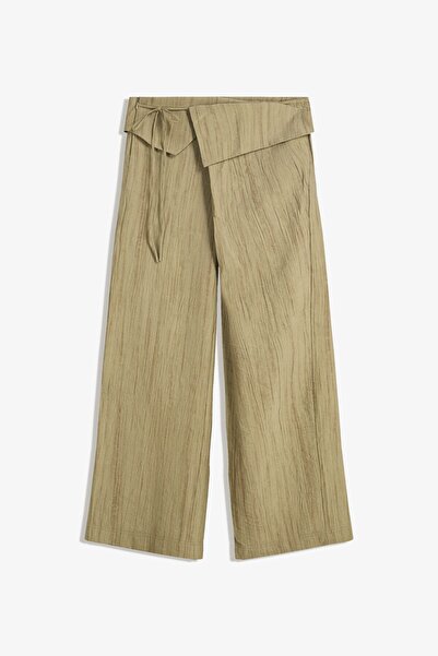 Bershka Dönüştürülmüş belli yapılandırılmış pantolon