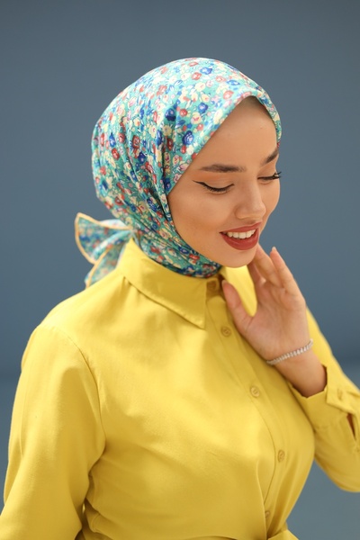 Silk Home وشاح من القطن الناعم مزين بالزهور الصغيرة - 73030 - 79