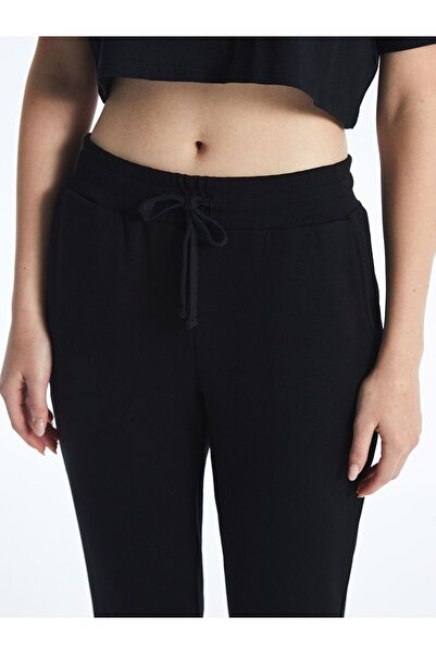 LC Waikiki Μαύρο γυναικείο παντελόνι jogger με ελαστική μέση