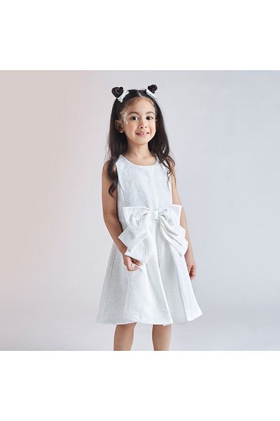 Juniors Floral Textured Sleeveless Romper with Bow Applique and Round Neck