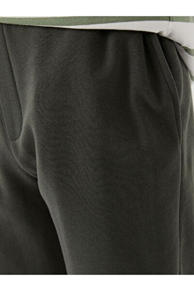 LC Waikiki Ανδρικό παντελόνι Jogger Khaki Standard Fit