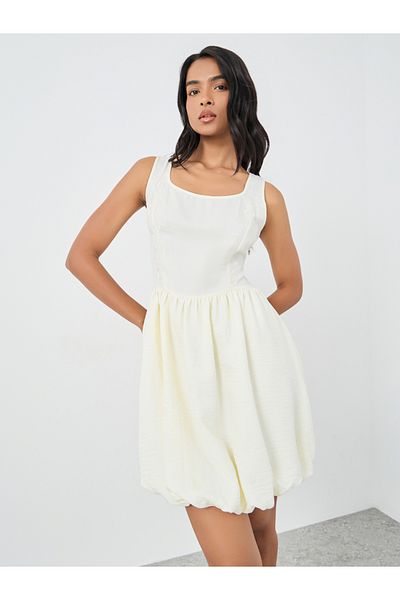 Styli Solid Sleeveless Balloon Hem Mini Dress
