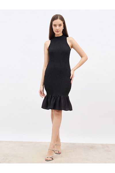 Styli Sleeveless Ruffled Hem Sleeveless Knee-Length Dress