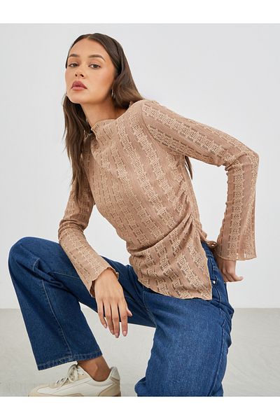 Styli Long Sleeve Asymmetrical Hem Knit Top