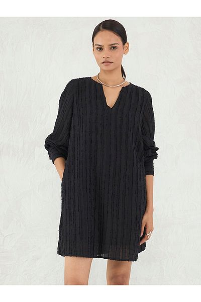 Femmella By Styli Black Textured Notch Neck Shift Mini Dress