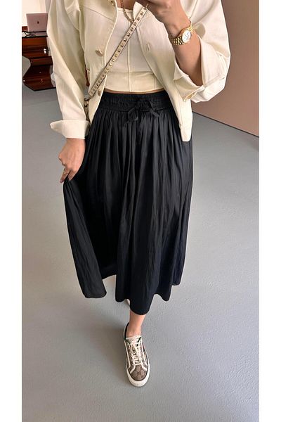 Sezgi Tekin Waist Elastic Wrinkled Texture Satin Midi Black Skirt