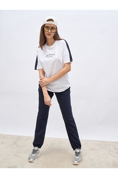Styli White Oversized Slogan T-Shirt and Cuffed Joggers Set