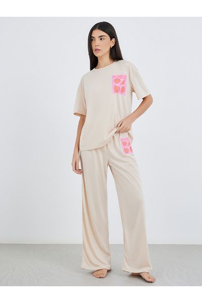 Styli Printed Pocket Short Sleeve T-Shirt and Pyjama Set