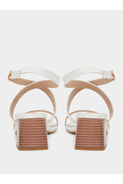 Styli Criss Cross Buckle Detail Block Heel Sandals
