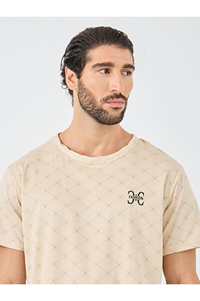 Styli All Over Printed T-Shirt and Shorts Pyjama Set