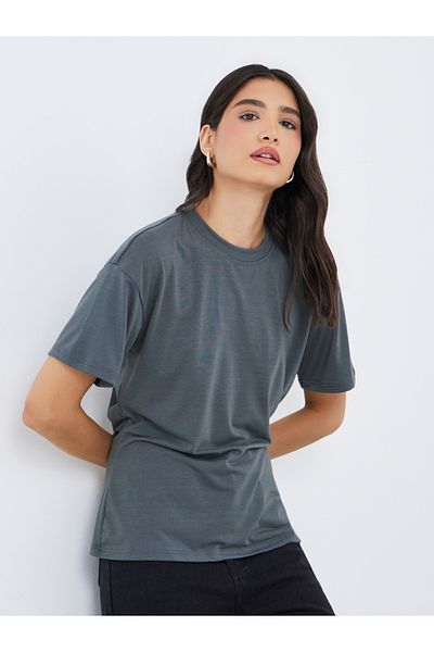 Styli Back Split Hem Detail Oversized T-Shirt