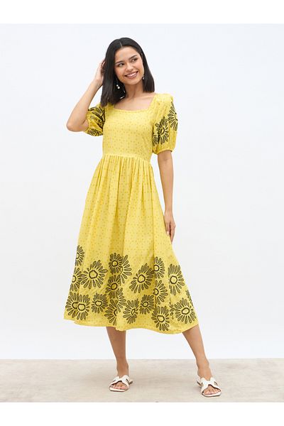 Styli Embroidered Puff Sleeves A-Line Midi Dress