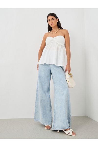 Styli Twisted Front Sleeveless Top